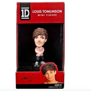 Authentic Louis Tomlinson One Direction Collectable Mini Figure NWT